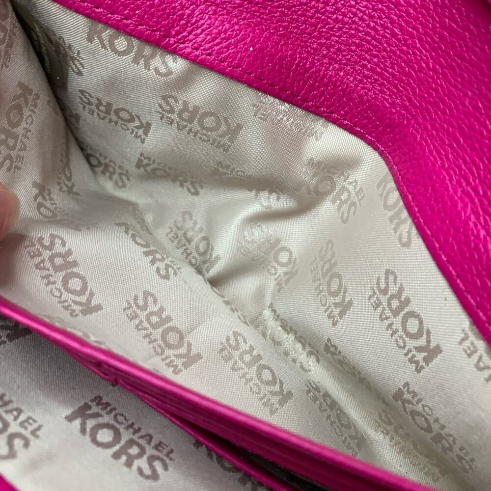 Michael Kors Pink Wallet - Picture 6 of 8